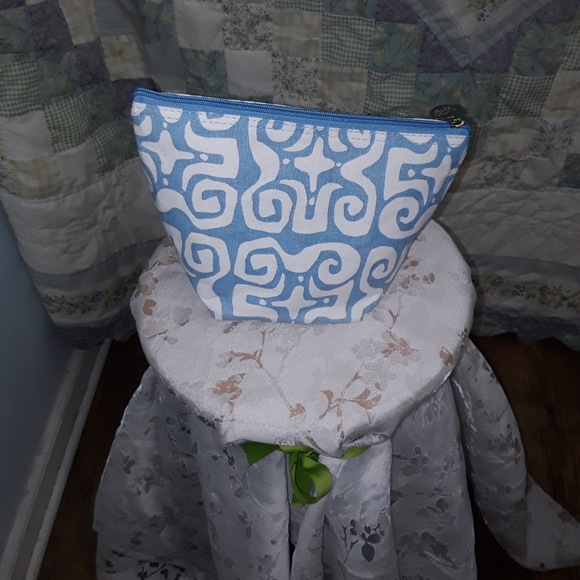 Zipper Bag Pouch - Picture 2 of 6